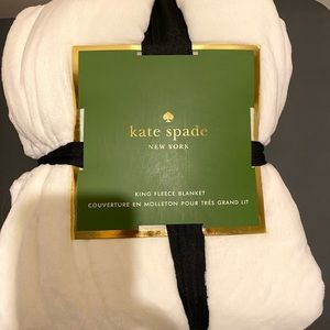Kate Spade ♠️ White Plush King Fleece Throw Blanket - 50" x 70"